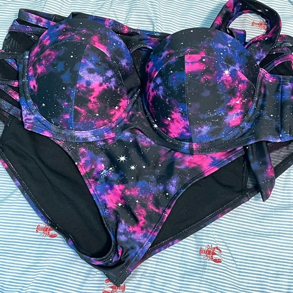 Hot Topic Galaxy Bikini - Picture 6 of 6